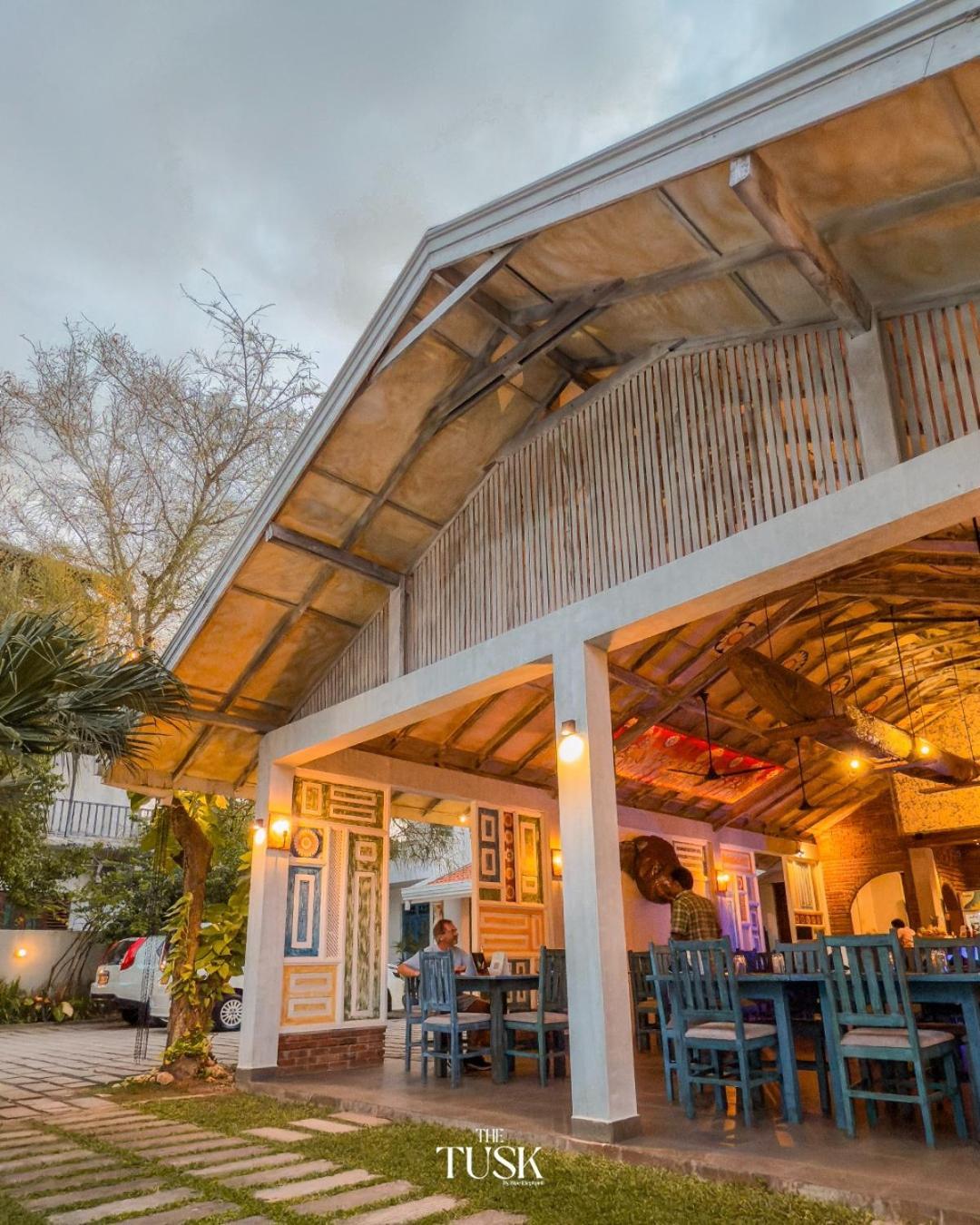 Blue Elephant Boutique Hotel Негомбо Экстерьер фото