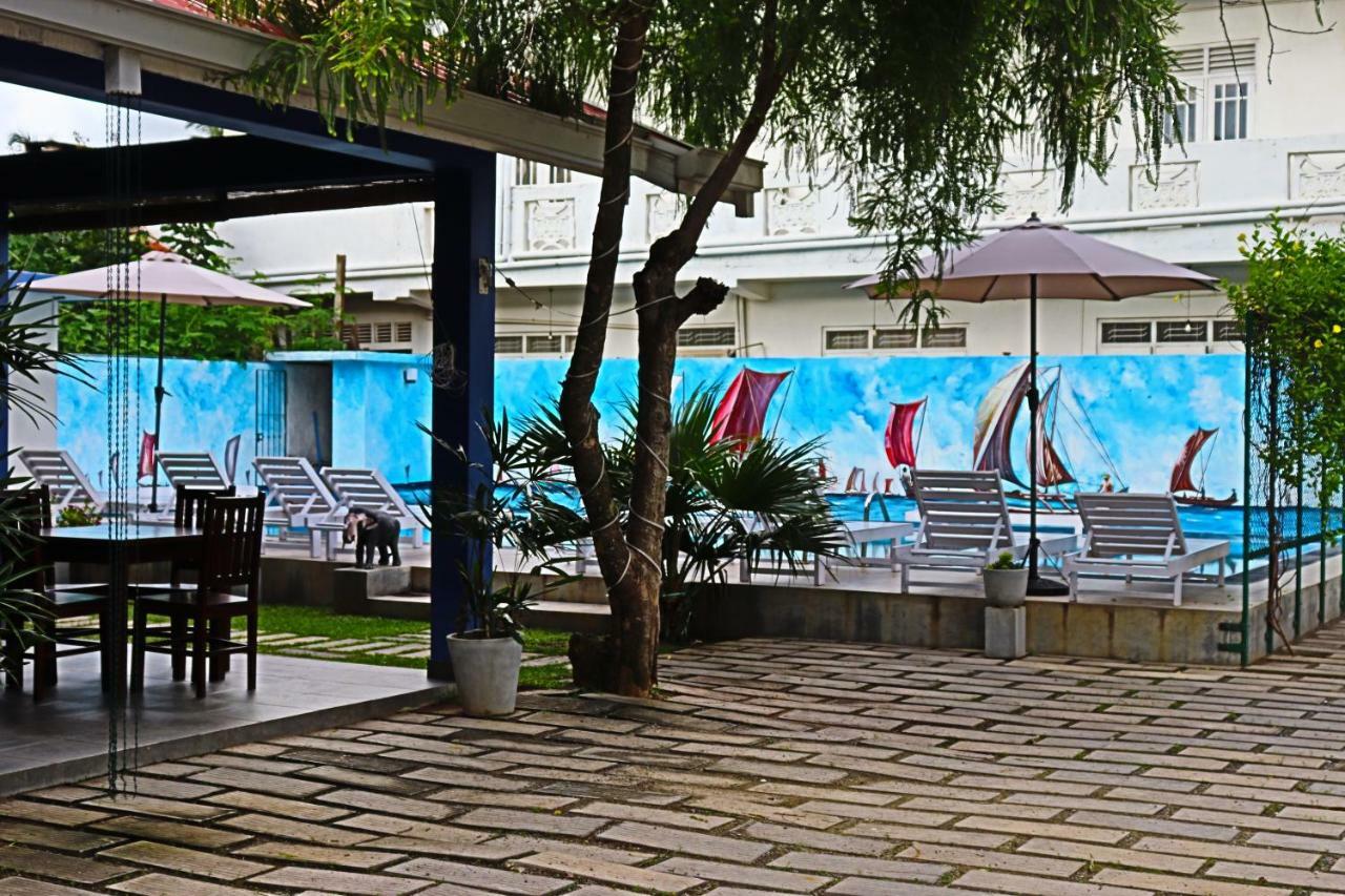 Blue Elephant Boutique Hotel Негомбо Экстерьер фото