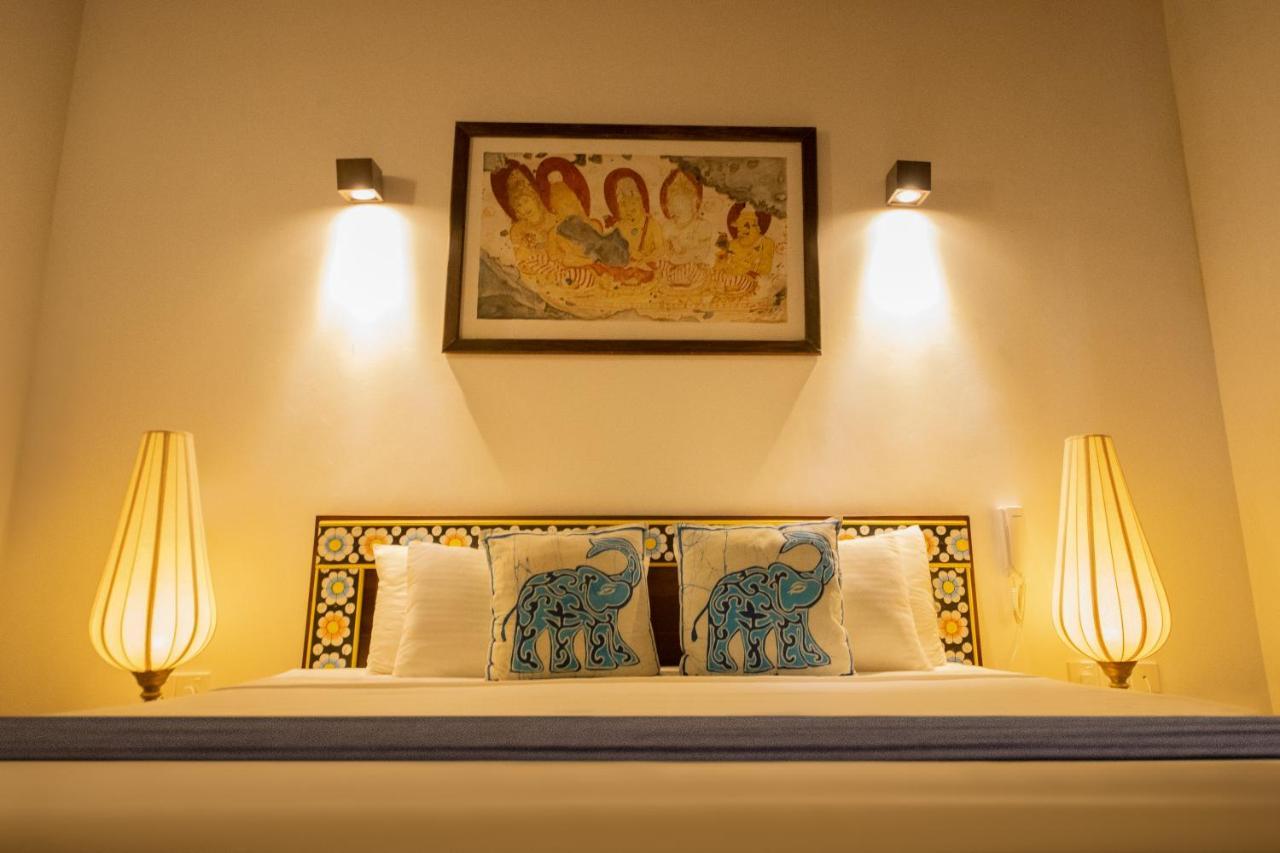 Blue Elephant Boutique Hotel Негомбо Экстерьер фото