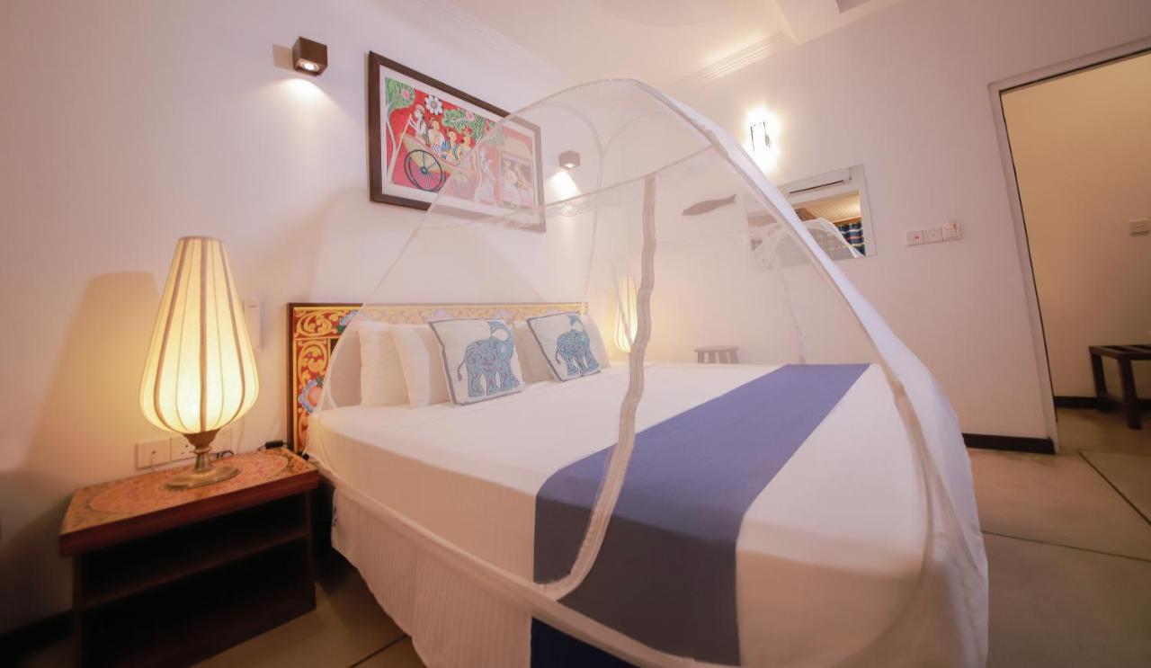 Blue Elephant Boutique Hotel Негомбо Экстерьер фото