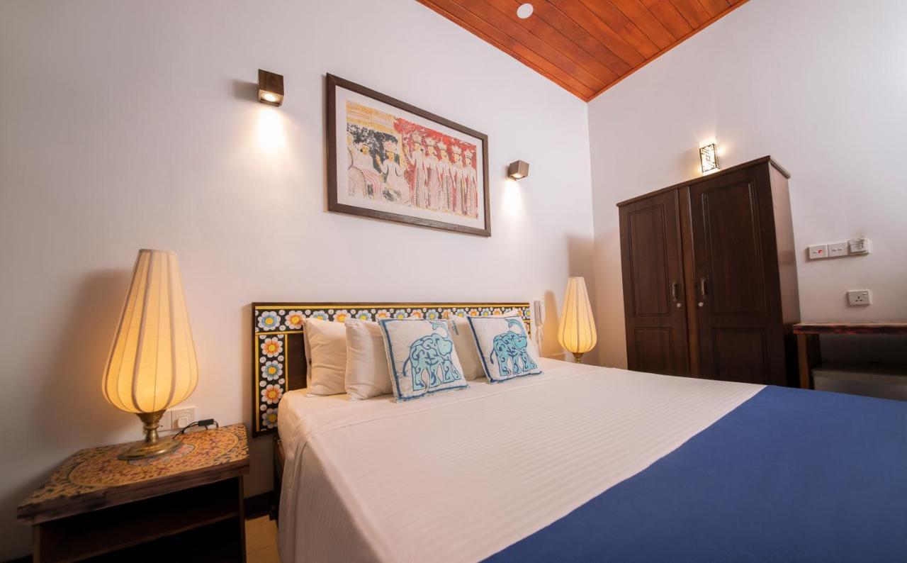 Blue Elephant Boutique Hotel Негомбо Экстерьер фото