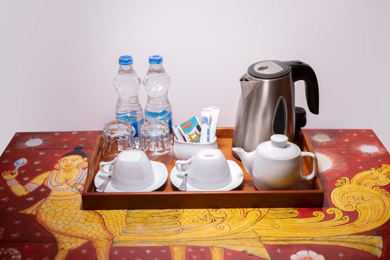 Blue Elephant Boutique Hotel Негомбо Экстерьер фото