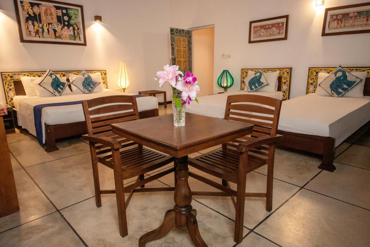 Blue Elephant Boutique Hotel Негомбо Экстерьер фото